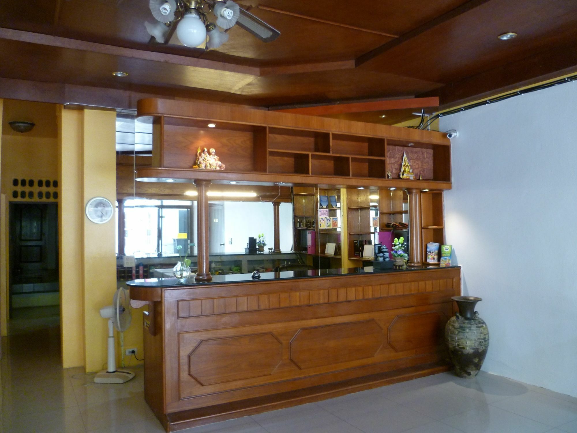 Palada Guesthouse HHQ Exterior foto